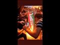 محتجون عراقيون يحرقون علم إيران