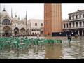 الفيضانات تُغرق المجلس الإقليمي في فينيسيا