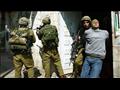 قوات إسرائيلية تعتقل 17 فلسطينيا في الضفة الغربية