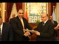 محافظ القاهرة يكرم الفائزين بجائزة التميز الحكومي