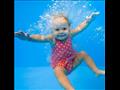 أثناء تعليم الأطفال السباحة وكيفية إنقاذ الآخرين من الغرق (10)