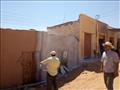 تنفيذ مشروع توحيد لون المنازل بقرية البشندي