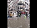 الأمطار تغرق شارع أبو قير في الإسكندرية 