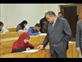رئيس جامعة كفر الشيخ يتفقد امتحانات الفصل الدراسي الأول