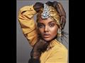 عارضة الأزياء الأمريكية من أصول صومالية حليمة عدن 