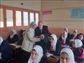 مدير تعليم الإسكندرية يتفقد مدرسة المشير أحمد بدوي (5)