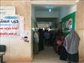 بالصور.. فحص وعلاج 177  مواطنا  في قافلة جانية بقرية القصر بواحة الداخلة بالوادي الجديد (8)