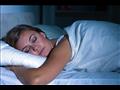 هل يؤثر النوم بالمكياج على صحة عينك؟