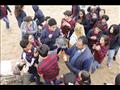 مشاركة طلاب المدارس في إطلاق سلاحف مهددة بالانقراض في البحر المتوسط (2)