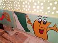 طالبات الفنية بالداخلة ينفذن مبادرة تجميل أسوار المدارس بزخارف ولوحات جدارية  (13)