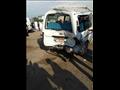 حادث تصادم سيارتين ميكروباص (6)