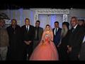 محافظ قنا يحضر حفل زفاف عروس من إحدى دور الأيتام (6)