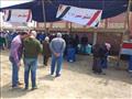العاملون بشركات غرب بورسعيد يشاركون في الاستفتاء٢_1