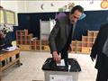 مجدي الجلاد يصوت في الاستفتاء على تعديلات الدستور (7)