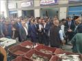 رئيس الوزراء يتفقد سوق الأسماك الجديد في بورسعيد (4)