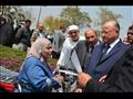 محافظ القاهرة يسلم 35 دراجة بخارية لذوي الاحتياجات الخاصة (1)