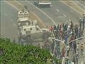 مدرعة عسكرية تدهس متظاهرين في فنزويلا