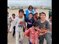 شذا حسون أثناء زيارة اللاجئين في العراق (5)
