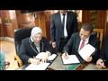 توقيع عقد توريد 4 محولات للزقازيق وكفر الشيخ (2)