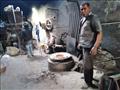العاملون في سبك المعادن يواجهون 1200 درجة مئوية في نهار رمضان (20)