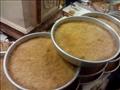 إقبال كثيف على الكنافة داخل محال الحلويات بكفر الشيخ (16)