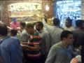 إقبال كثيف على الكنافة داخل محال الحلويات بكفر الشيخ (13)