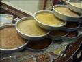إقبال كثيف على الكنافة داخل محال الحلويات بكفر الشيخ (14)