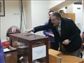 أحمد الوكيل يدلي بصوته في انتخابات الغرفة التجارية بالإسكندرية (3)