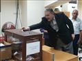 أحمد الوكيل يدلي بصوته في انتخابات الغرفة التجارية بالإسكندرية (2)