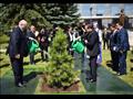 السيسي يشارك رئيس بيلاروسيا في زرع شجرة الصداقة (5)
