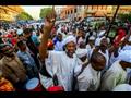متظاهرون داعمون للمجلس العسكري السوداني في مسيرة ف