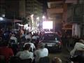 تجمع المواطنين أمام شاشات العرض بمقاهي كفر الشيخ