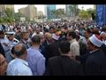 محافظ الجيزة يؤدي صلاة عيد الفطر بساحة مسجد مصطفى محمود بالمهندسين  (8)