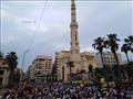 الآلاف يؤدون صلاة عيد الفطر في ساحات الإسكندرية (7)