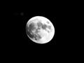 القمر قبل العاشرة مساء