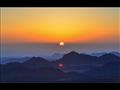 الاستمتاع بشروق الشمس من فوق قمة جبل موسي  (10)