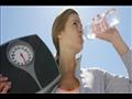منها شرب الماء.. 8 عادات بسيطة تحميك من زيادة الوز