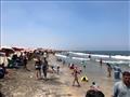 لقطة أخرى توضح اقبال المواطنين على شواطئ مصيف بلطيم