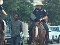 رجل أسمر البشر يتعرض لإهانة من شرطة تكساس (1)