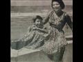 صور نادرة مع ابنتها سهير رمزي (15)