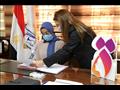 الدكتورة مايا مرسي تستقبل رنا الطالبة بكلية الهندسة