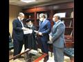 وزير الآثار يستقبل رئيس أساقفة سيناء لبحث تطوير دير سانت كاترين