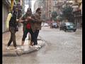 الأمطار تغرق شوارع القاهرة والجيزة 