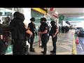 الشرطة تنتشر في مركز تجاري في مانيلا