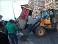 إزالة عربات الطعام بكورنيش الإسكندرية