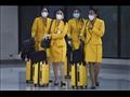 مُضيفات يرتدين أقنعة وجه في مطار دون موينج في بانكوك في 7 فبراير