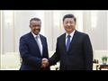 رئيس منظمة الصحة العالمية مع الرئيس الصيني