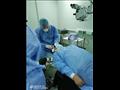 عملية لمصاب كورونا بمستشفى سوهاج التعليمي 