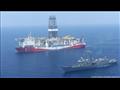 بارجة بحرية تنقب عن الغاز قبالة سواحل قبرص وسط تحذ