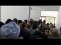 زحام المواطنين على مكتب الشهر العقارى بأبوتيج في أسيوط 